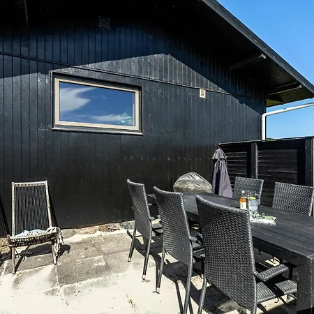 3 Bedroom Amazing In 別荘 Løkken